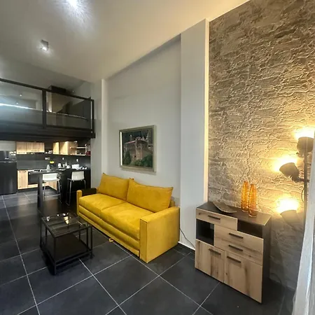 Maison * Καρδίτσα